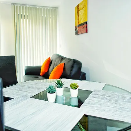 2 Bed Ensuite With Balcony And Free Onsite Secure Parking Manchester Exterior photo
