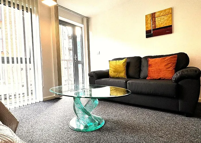 2 Bed Ensuite With Balcony And Free Onsite Secure Parking